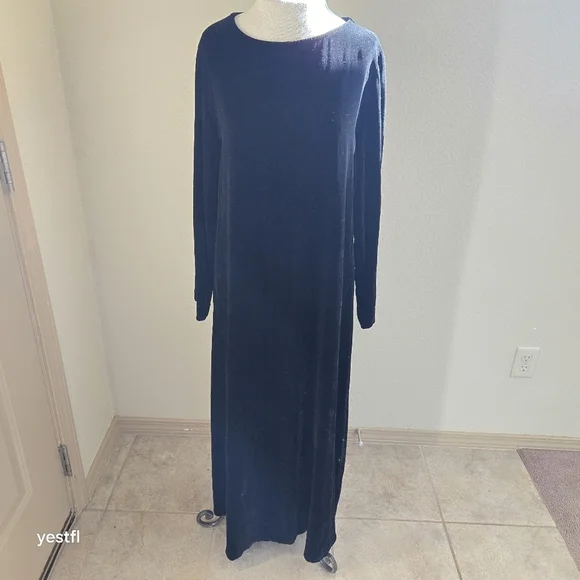 Eileen Fisher Maxi Black Velvet Dress S rayon silk - Picture 3 of 6